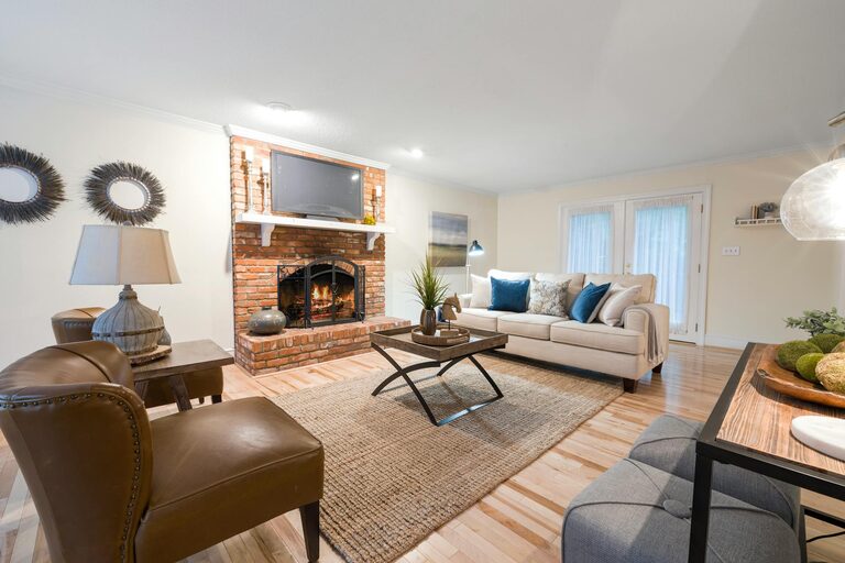 How to Create a Cozy and Inviting Living Space on a Budget